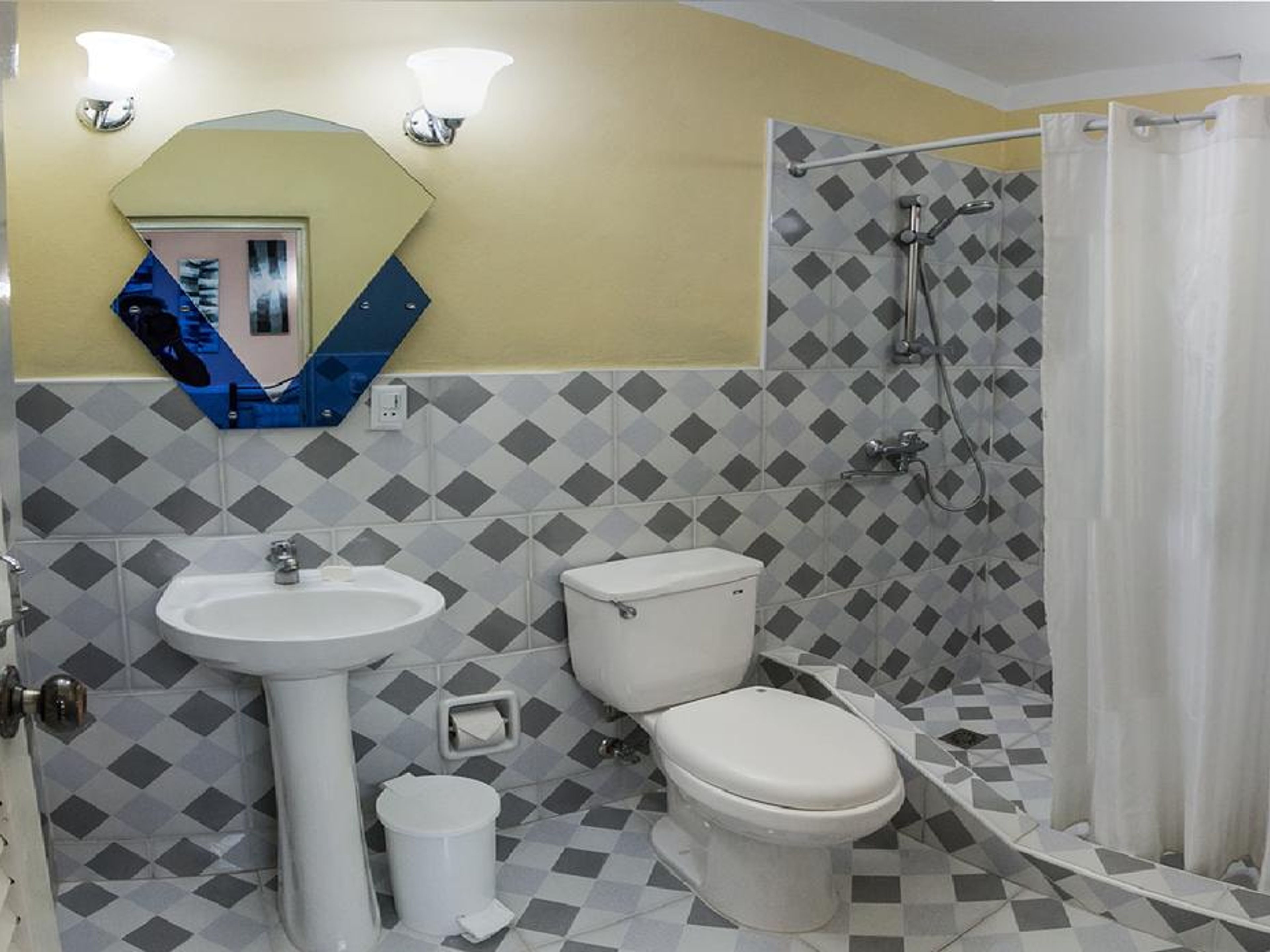 Дом Riki´s, COLÓN, No. 254 - Bathroom's view 1