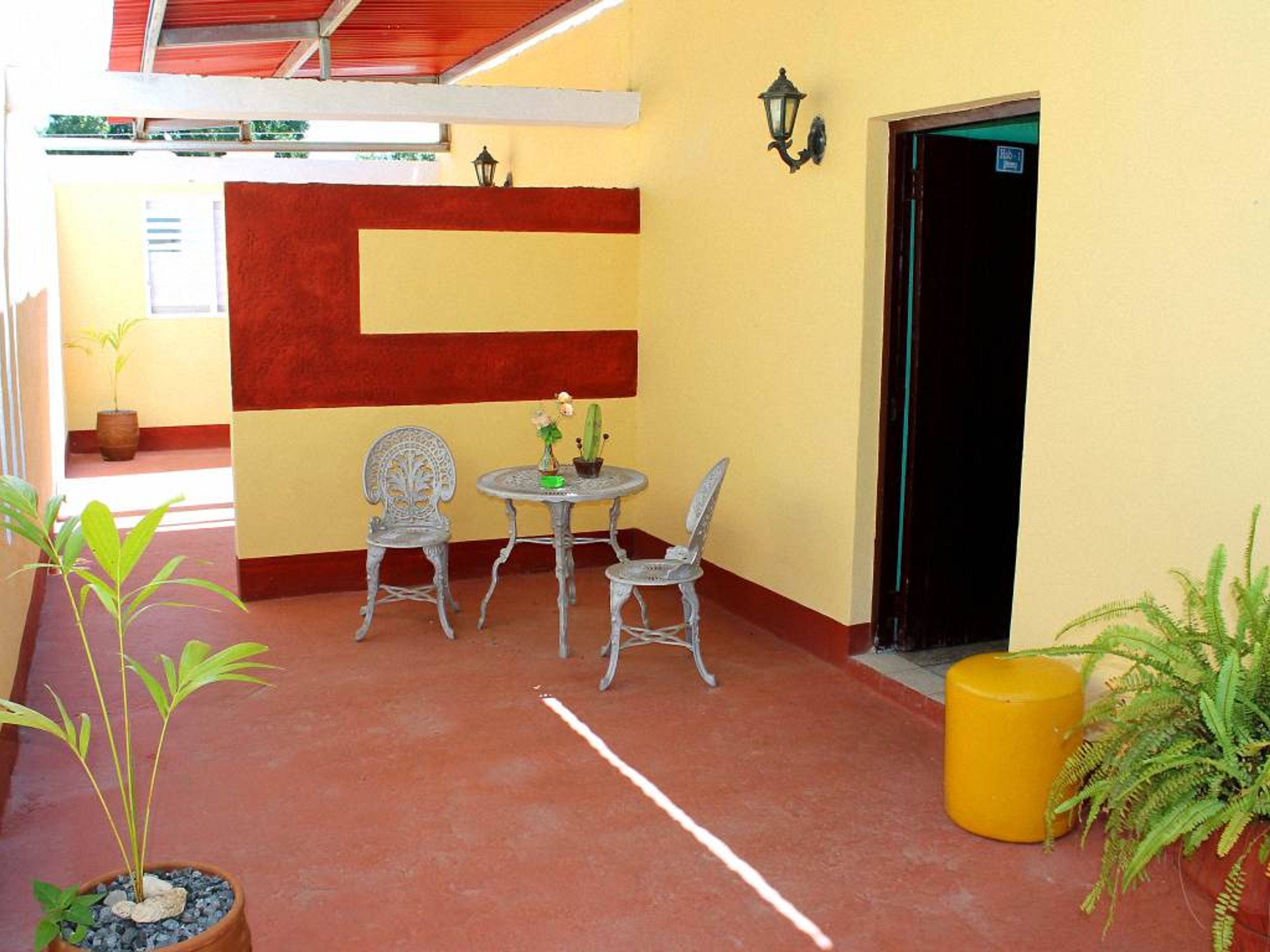 Hostal Cofiño, ANSELMO RODRÍGUEZ (Esmeralda), No. 293-AHouse's terrace view