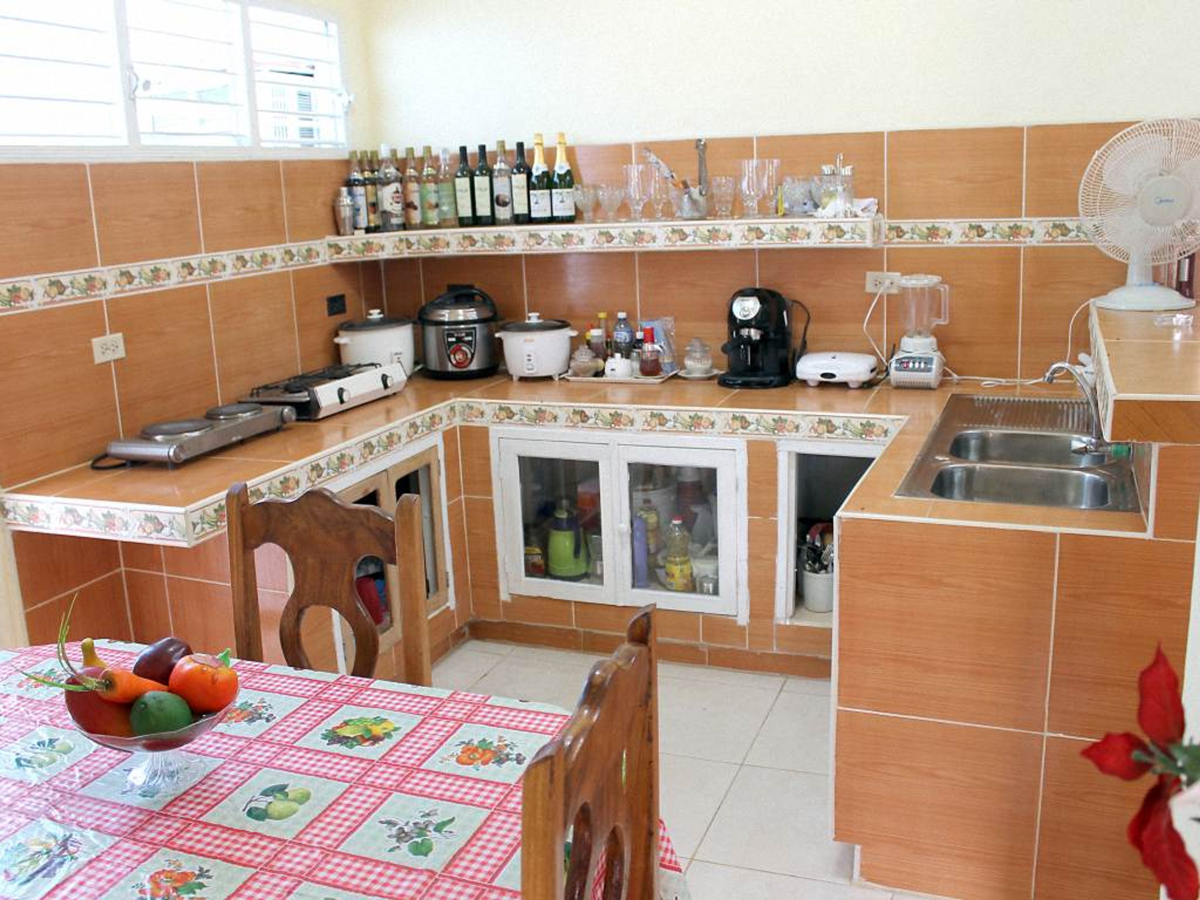 Hostal Cecilia Trinidad, MANUEL PUERTO, No. 14House's kitchen view