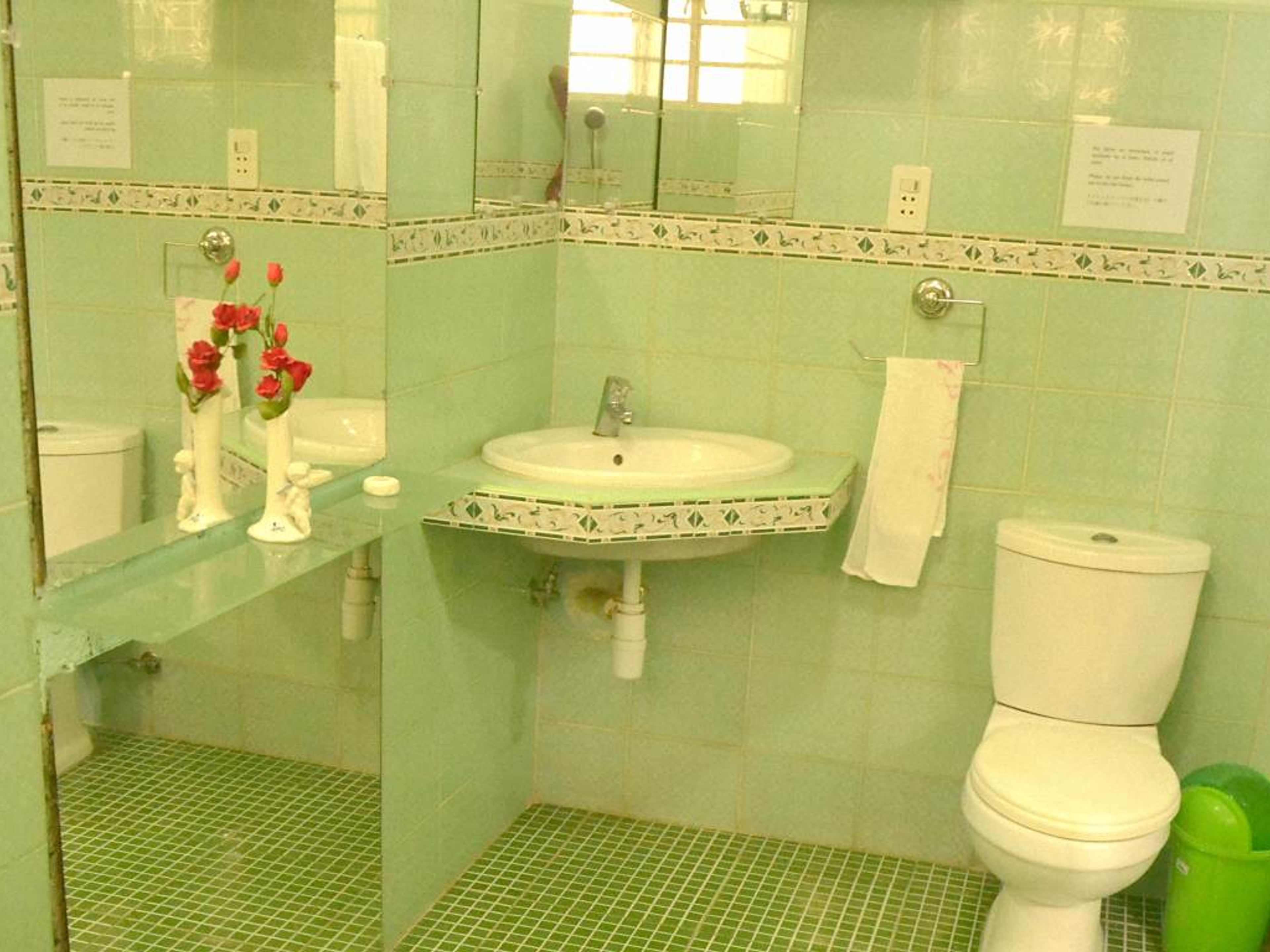 Дом Sakura, CALLE 25, No. 13Bathroom's view