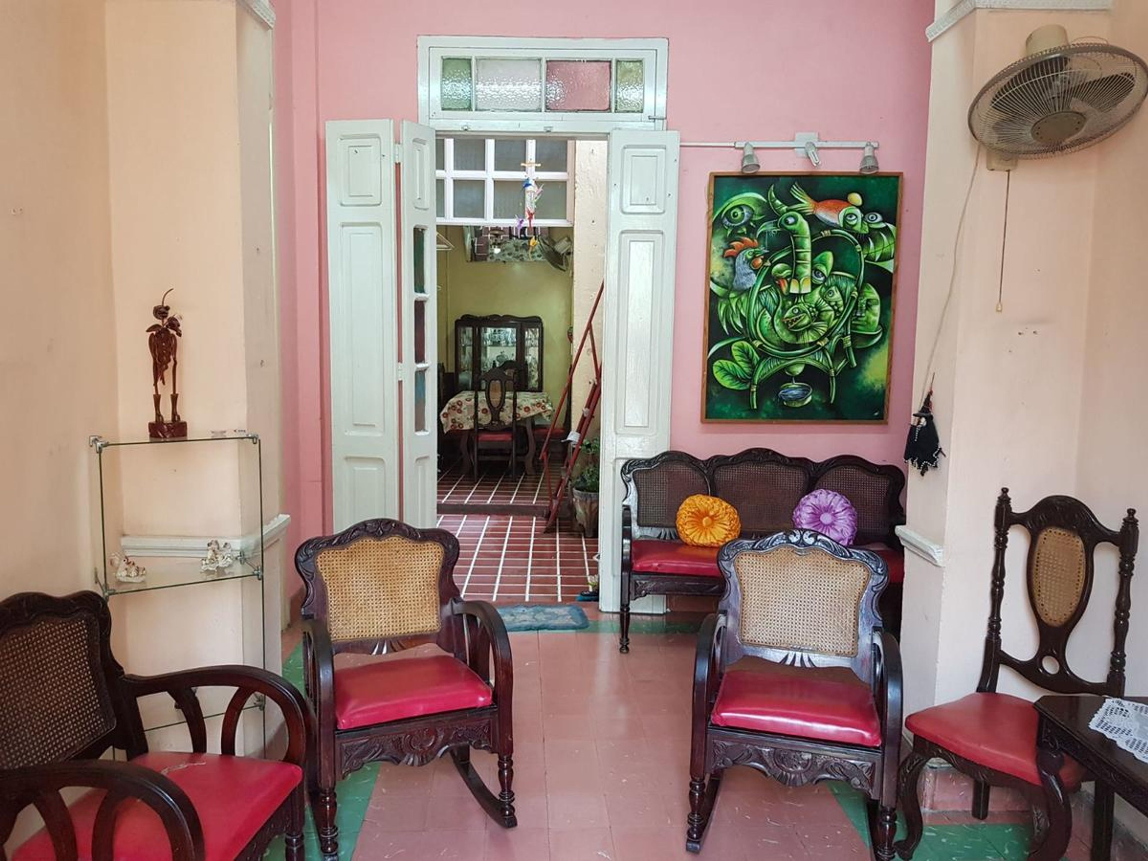 Casa Bitcoin, CLARIN, No. 106House´s living room