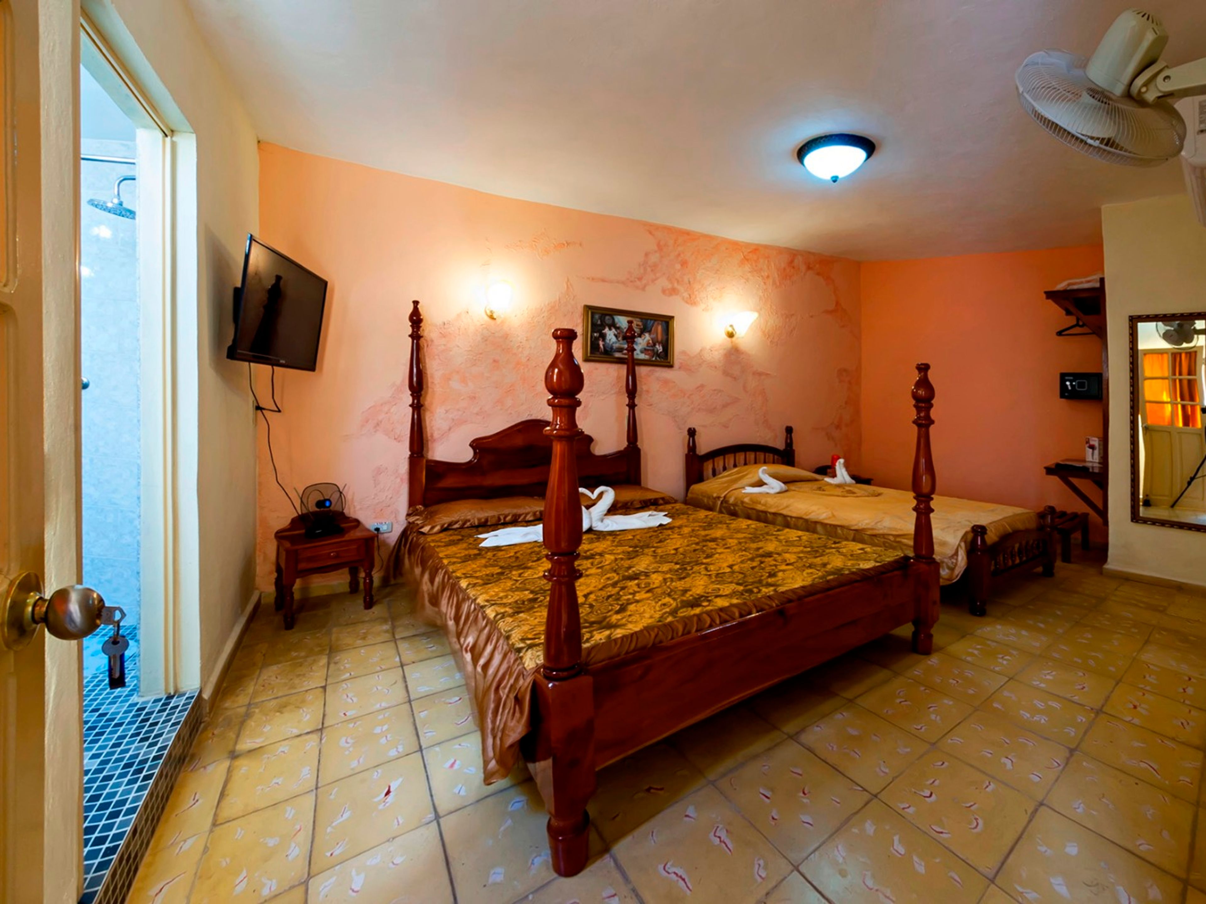 Hostal Bungalow Tropical, PEDRO ZERQUERA (Aguacate), No. 115Standard room 1