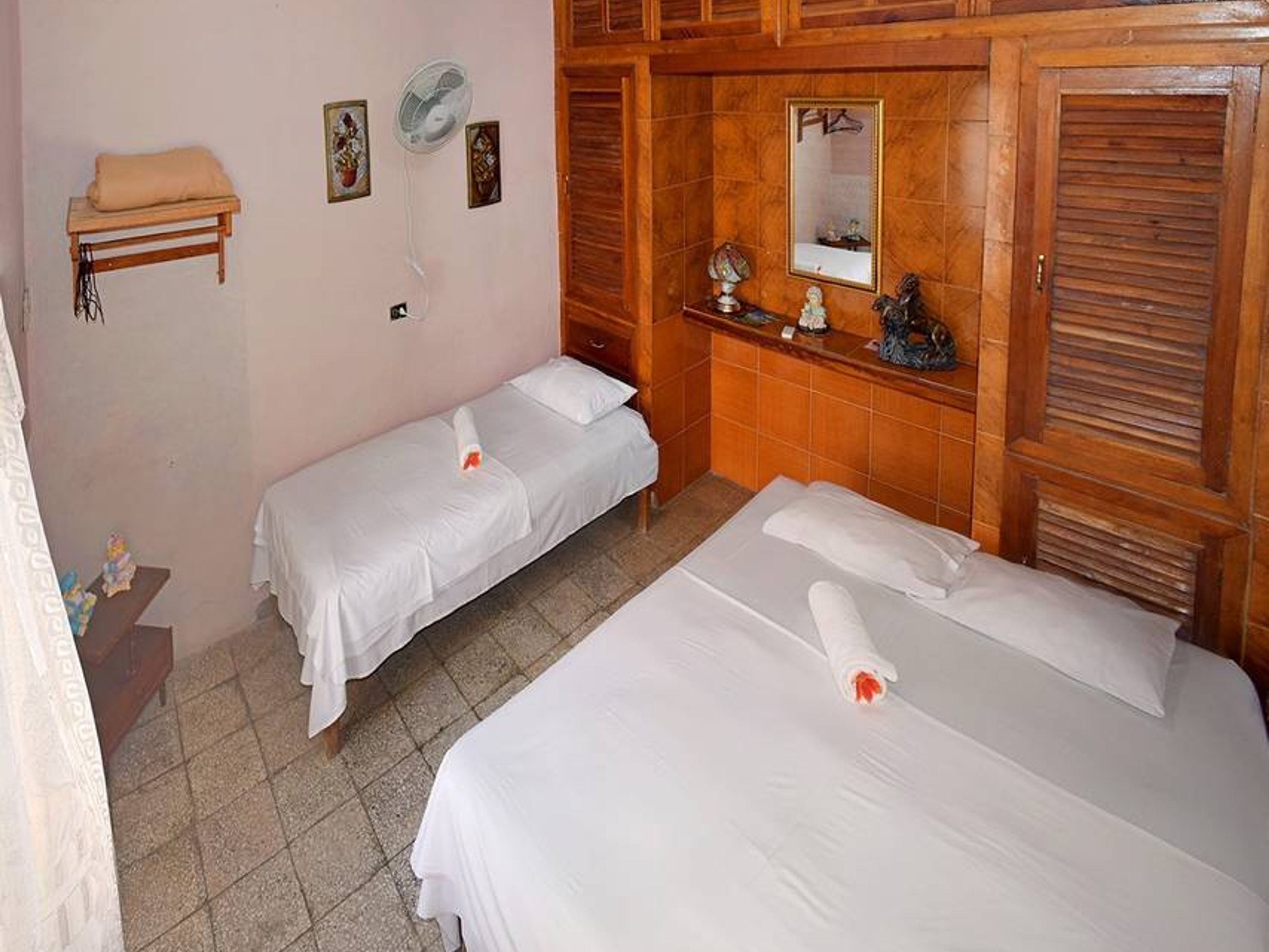 Hostal Margelys y Severo, ANTONO MACEO (Gutierrez), No. 120Standard room 1