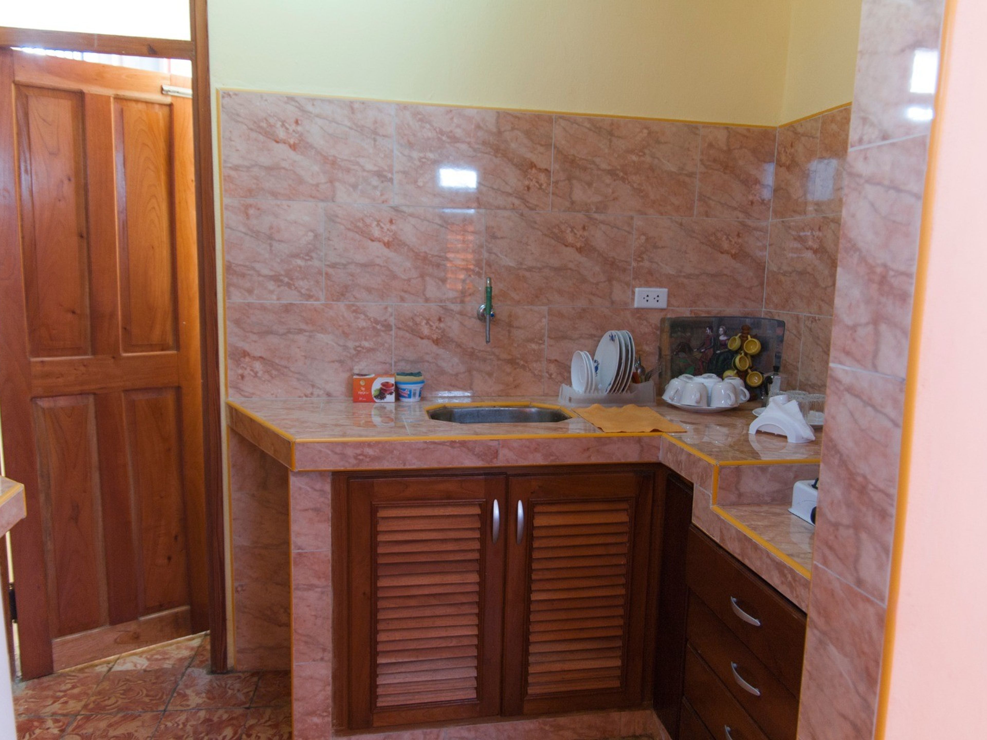 Casa Yohan 5, MERCADERES, No. 259, APTO 17 - House kitchen view