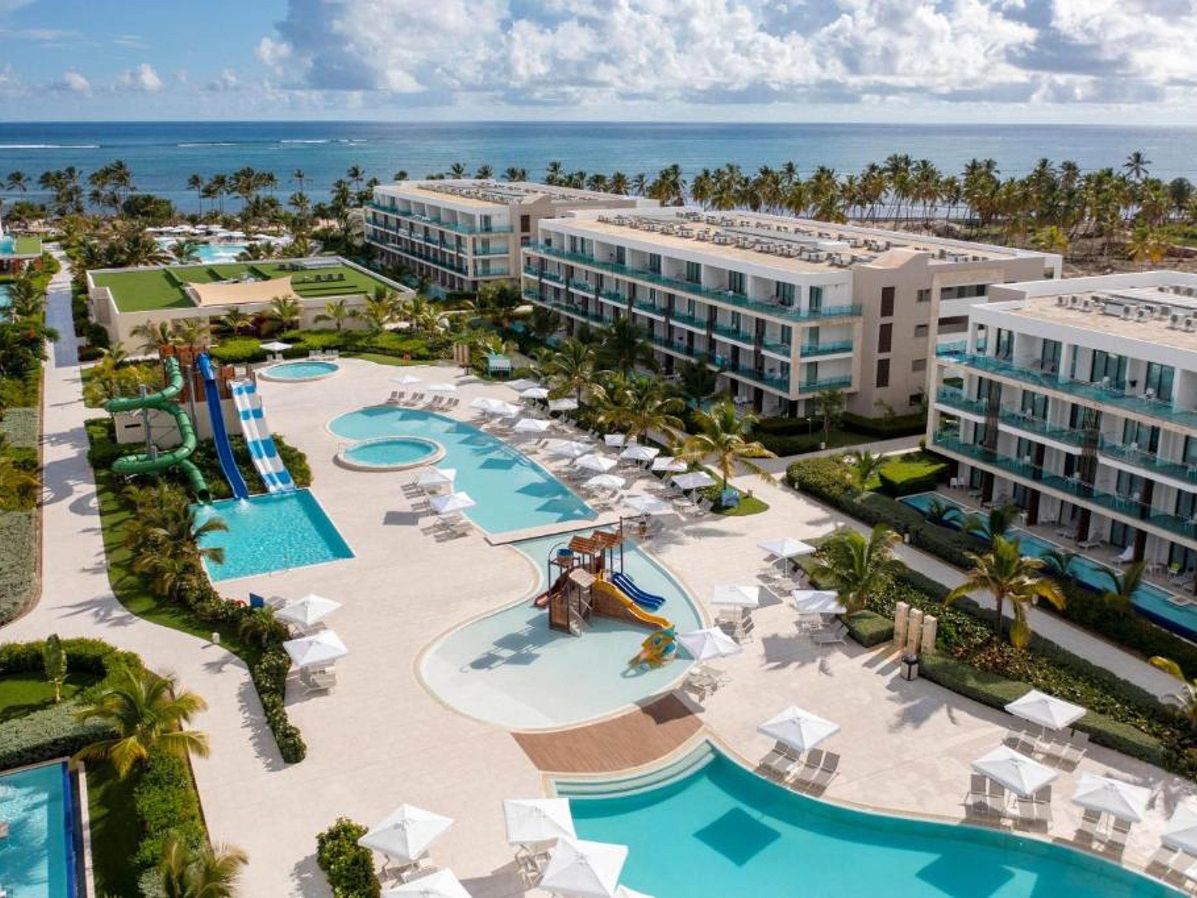 SERENADE PUNTA CANA BEACH & SPA Hotel (All Inclusive Package 8 days / 7 nights + Flights + Meals and Beverages + Transfers + Taxes)