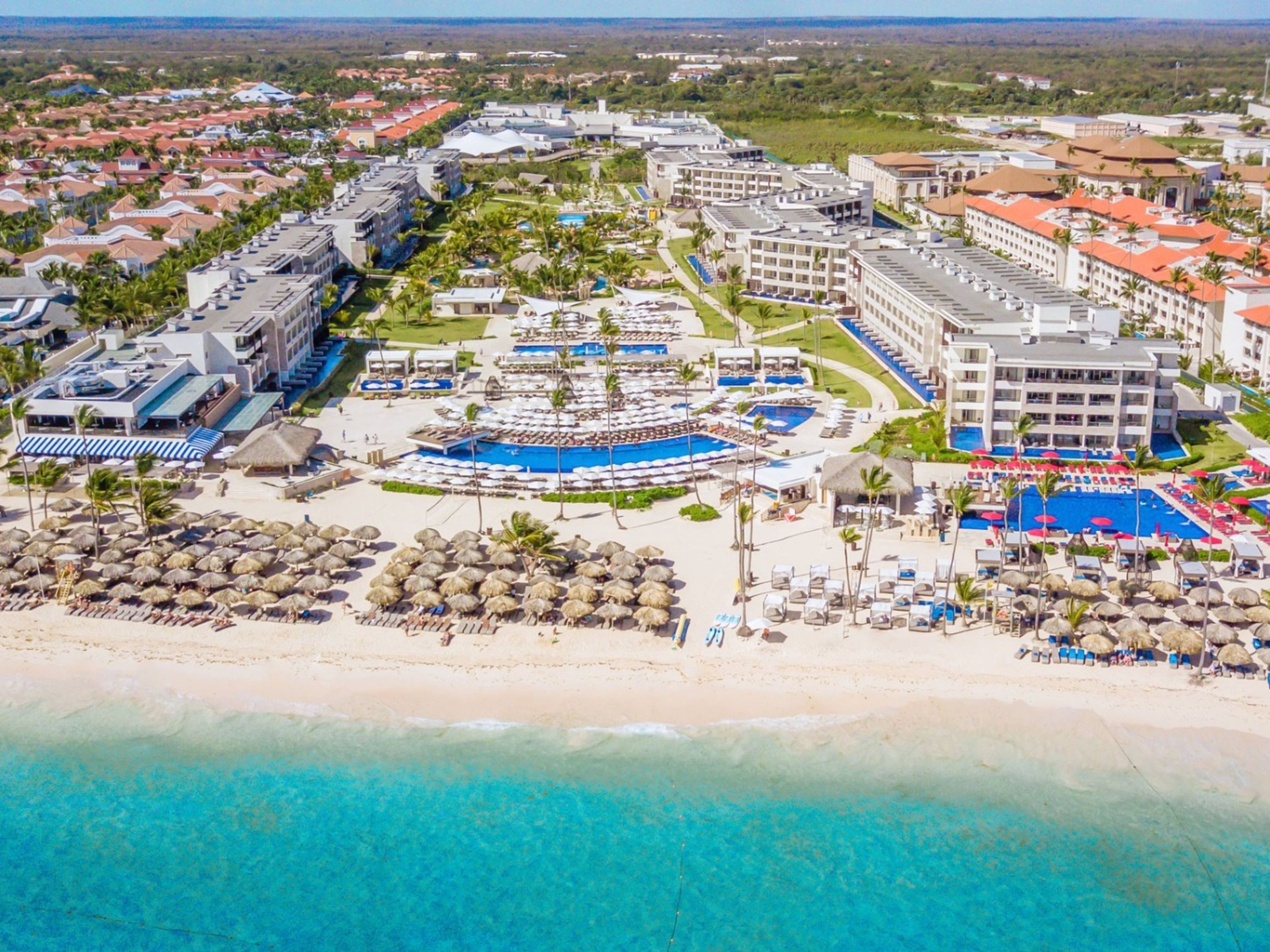 ROYALTON BAVARO Hotel (All Inclusive Package 8 days / 7 nights + Flights + Meals and Beverages + Transfers + Taxes)