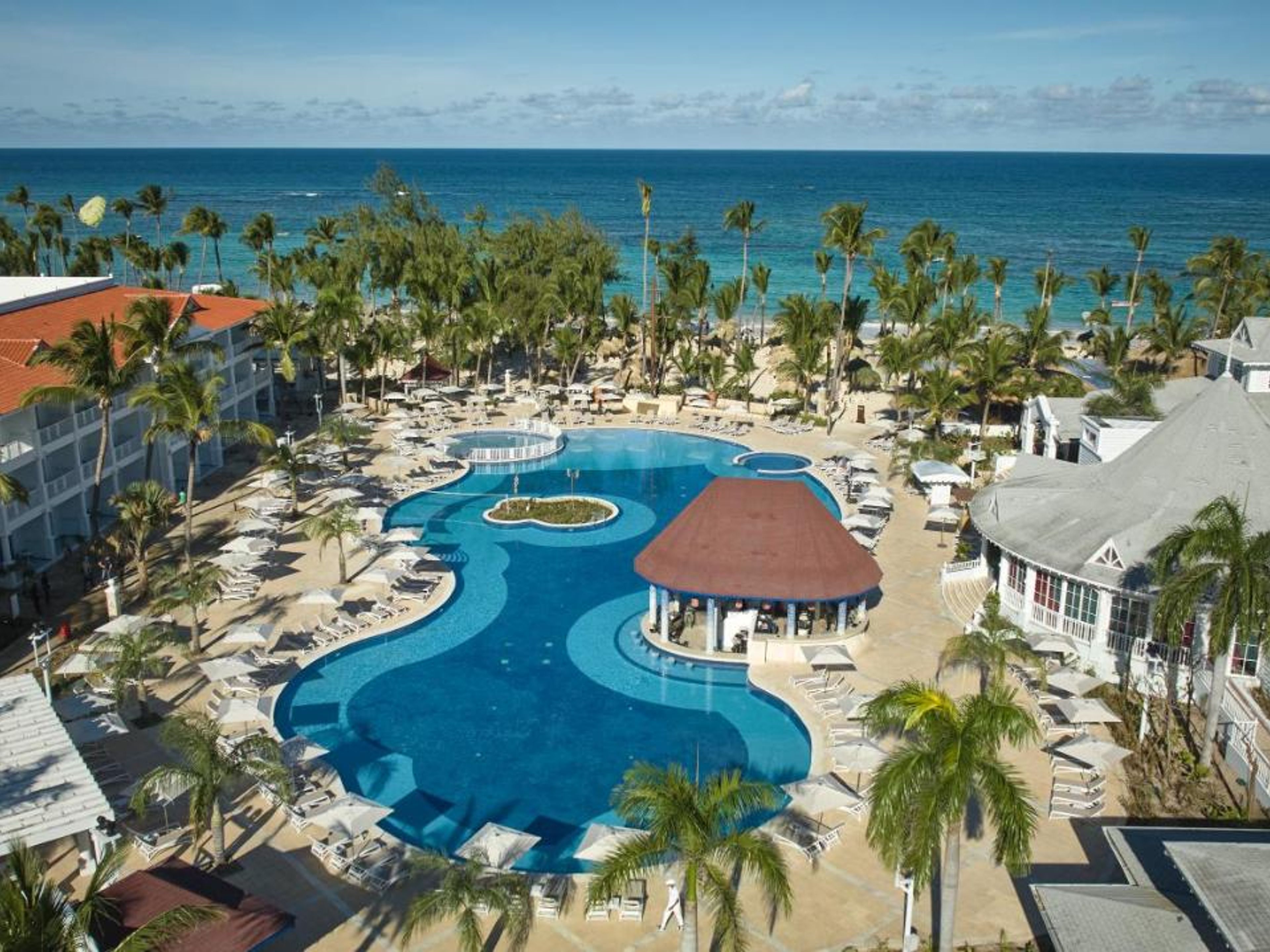 BAHIA PRINCIPE LUXURY ESMERALDA Hotel (All Inclusive Package 8 days / 7 nights + Flights + Meals and Beverages + Transfers + Taxes)