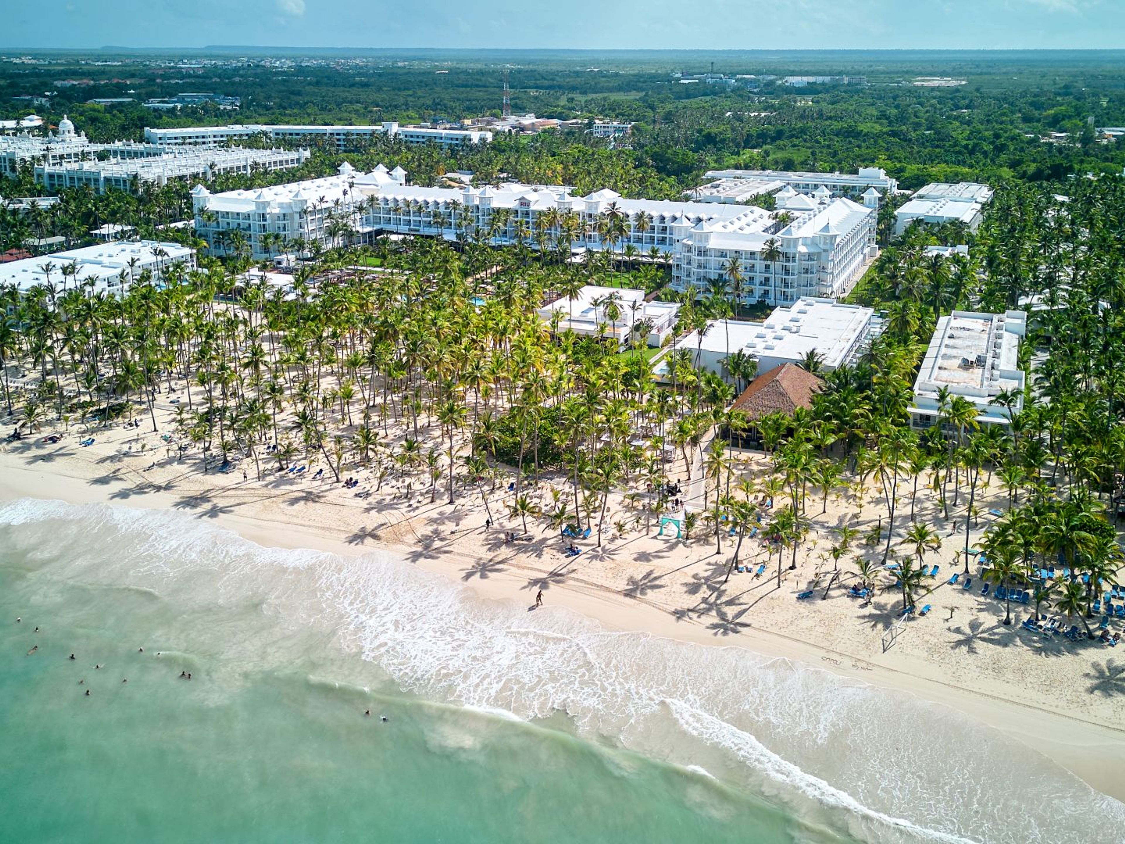 RIU PALACE MACAO Hotel (All Inclusive Package 8 days / 7 nights + Flights + Meals and Beverages + Transfers + Taxes)