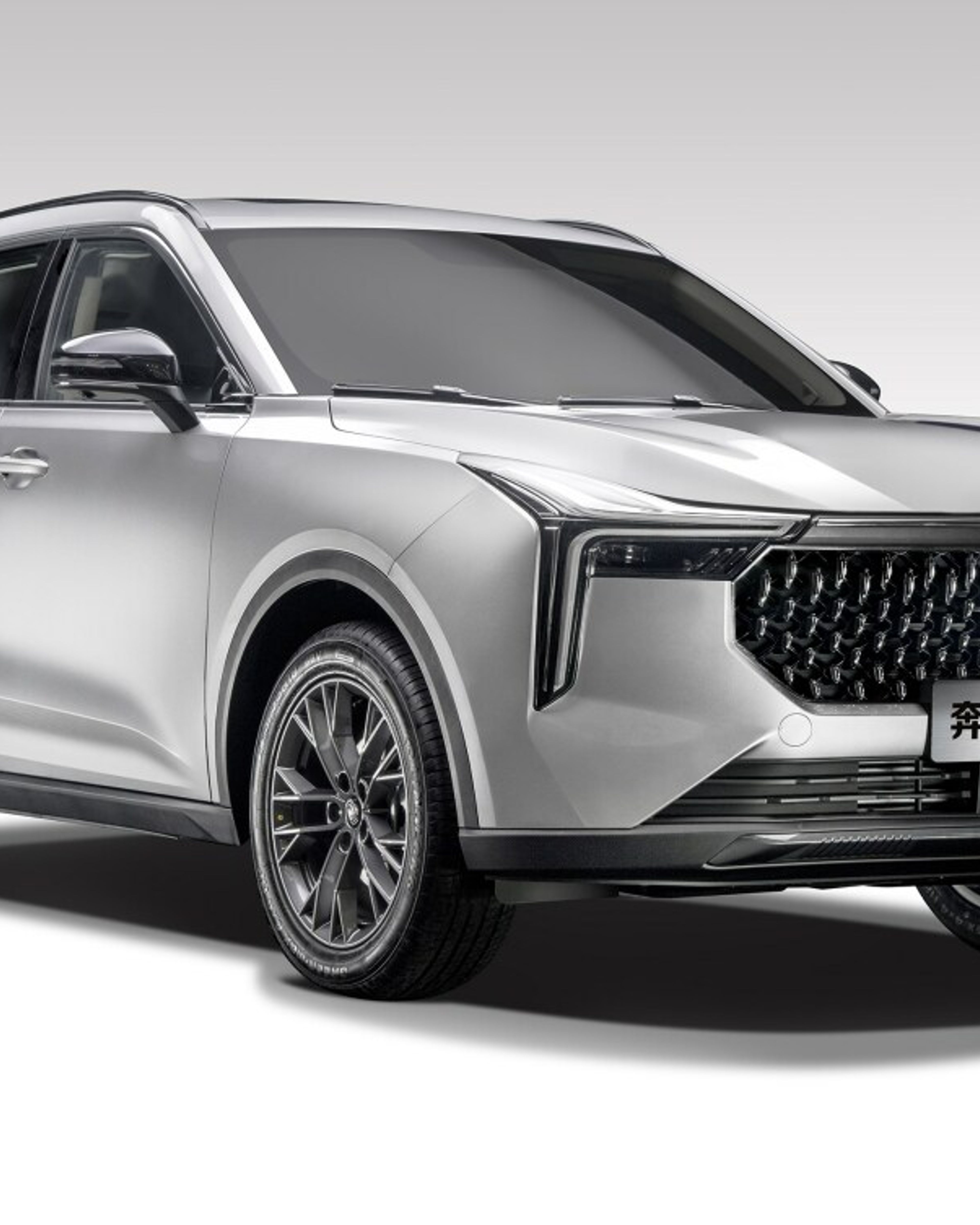 FAW BESTUNE T55 angular front exterior view
