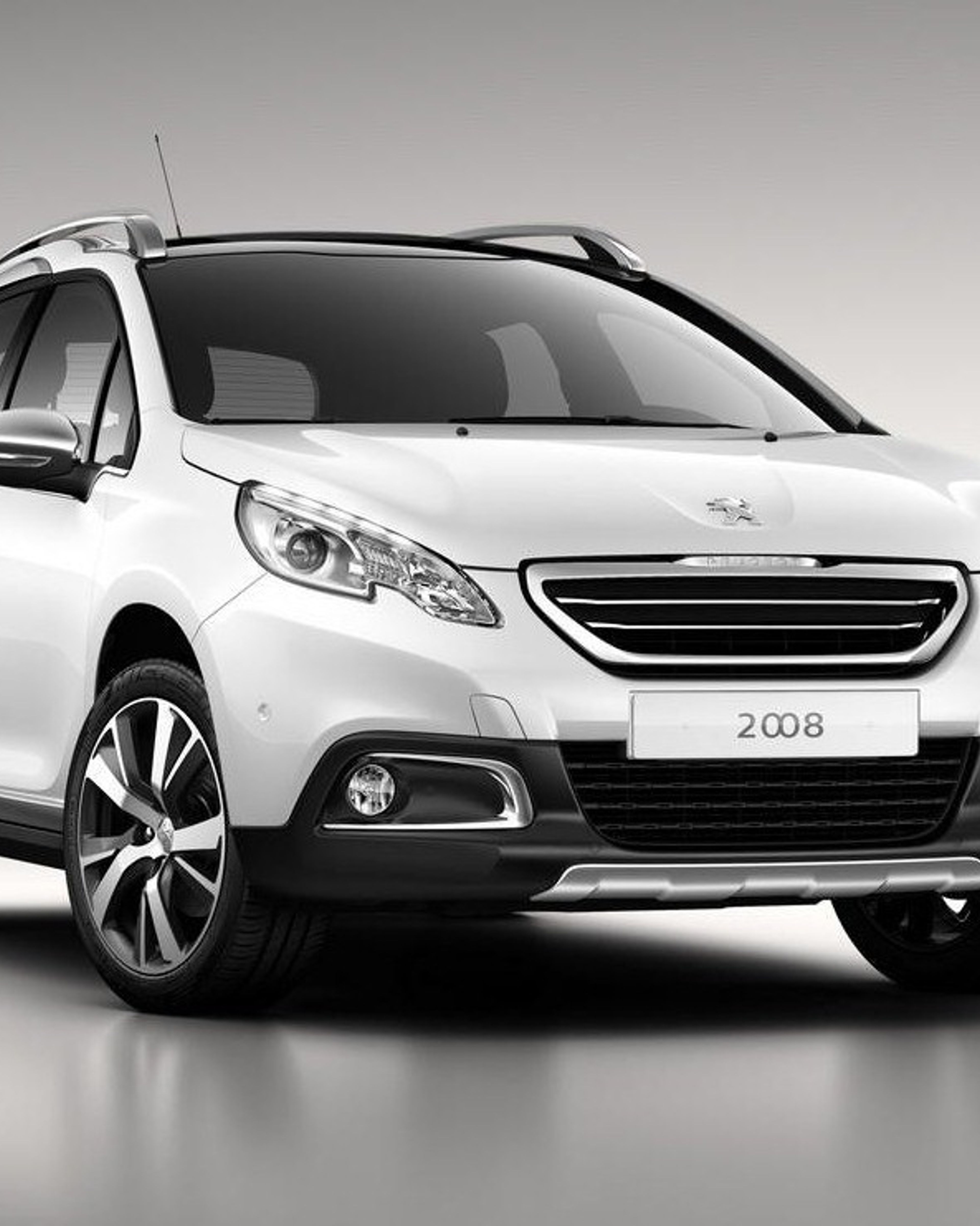 PEUGEOT 2008 CROSSOVER angular front exterior view