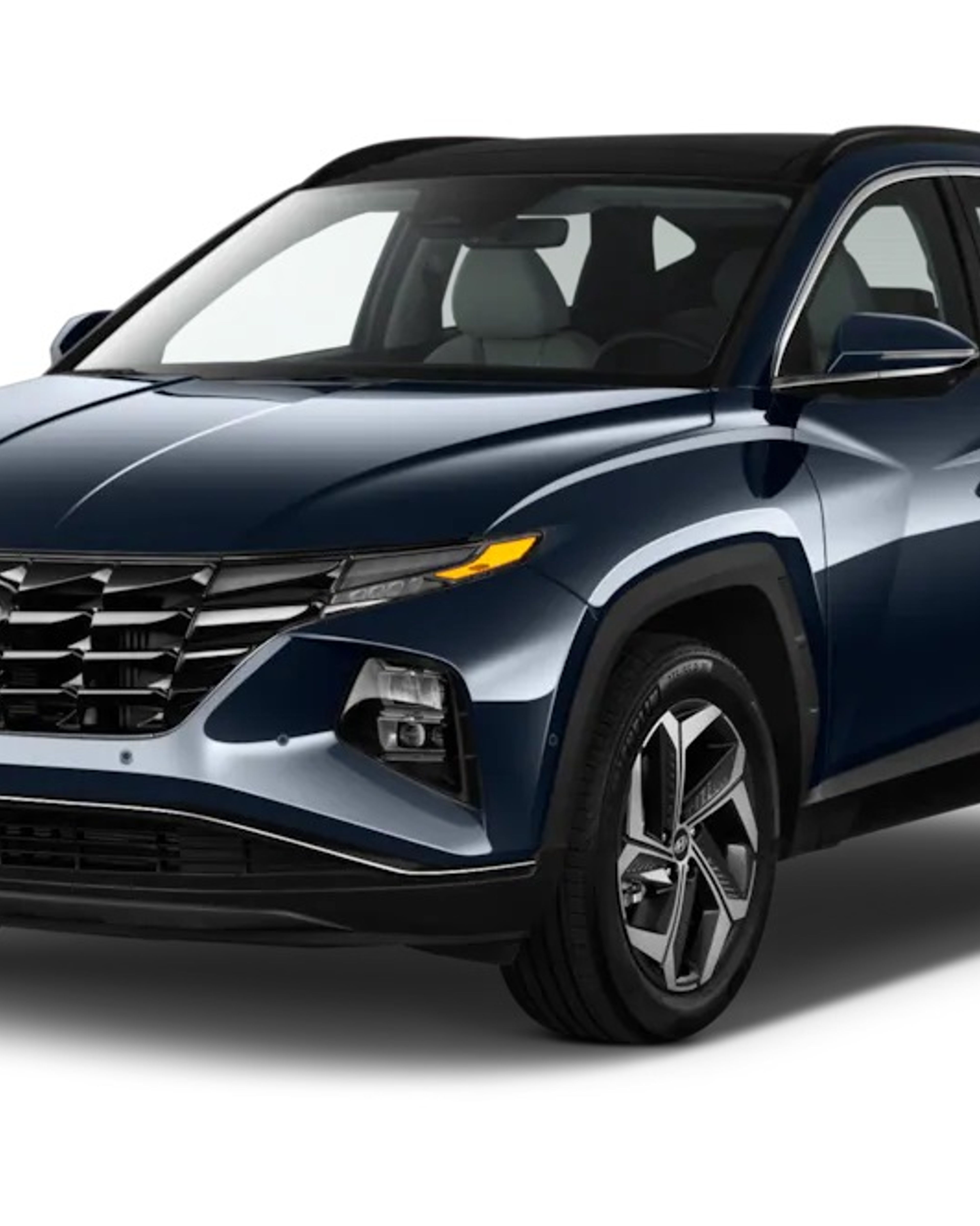 HYUNDAI TUCSON angular front exterior view