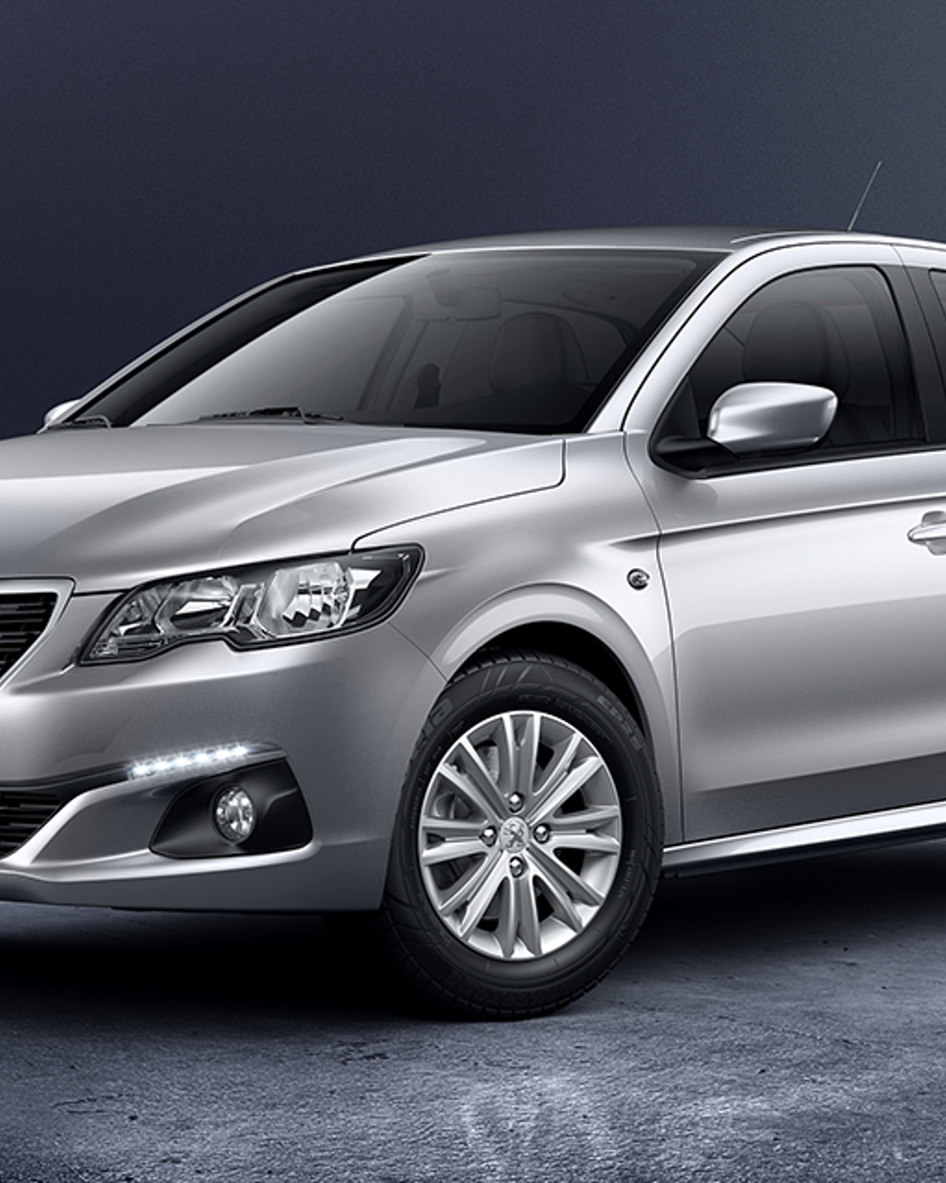 PEUGEOT 301 angular front exterior view