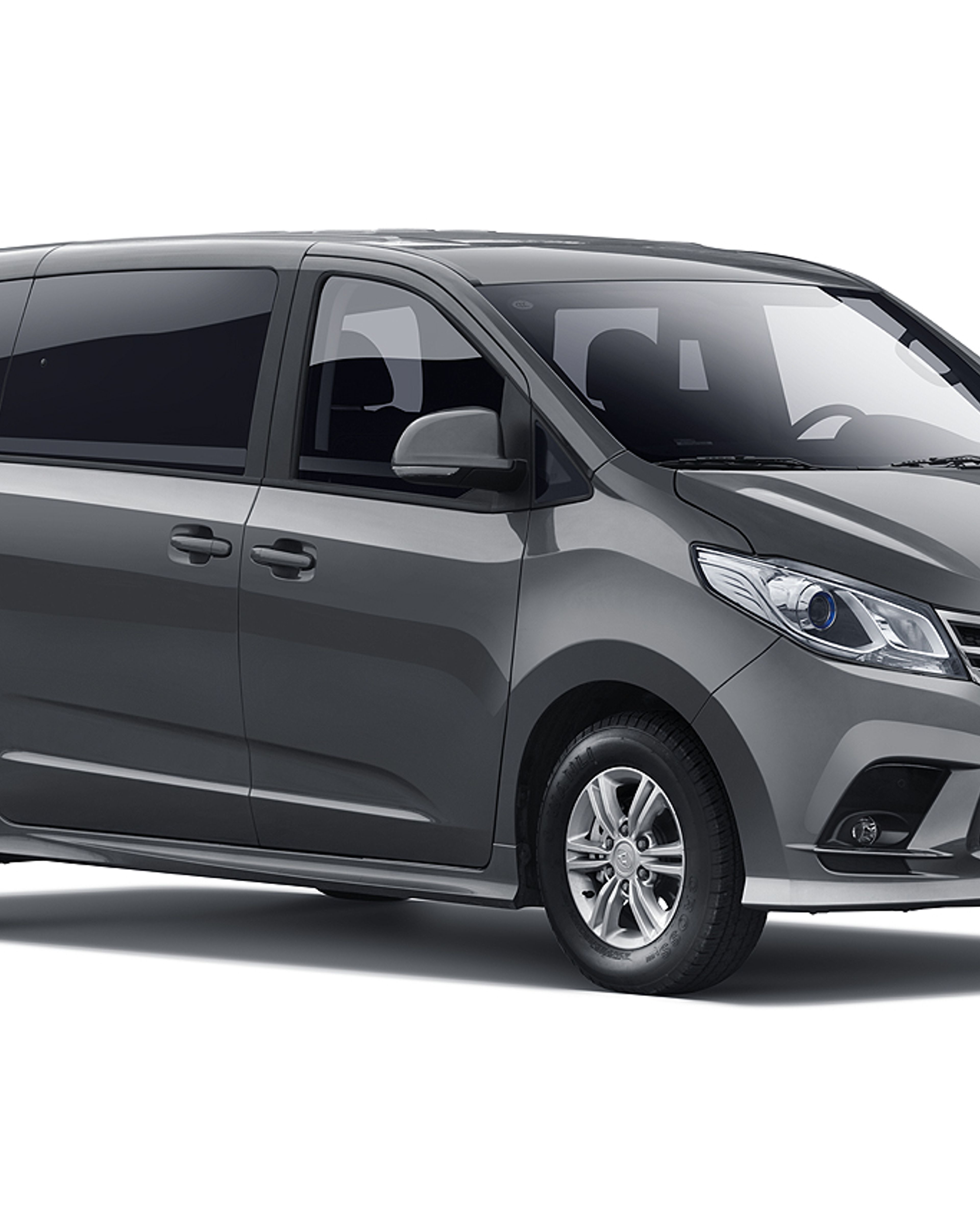 MAXUS G 10 angular front exterior view