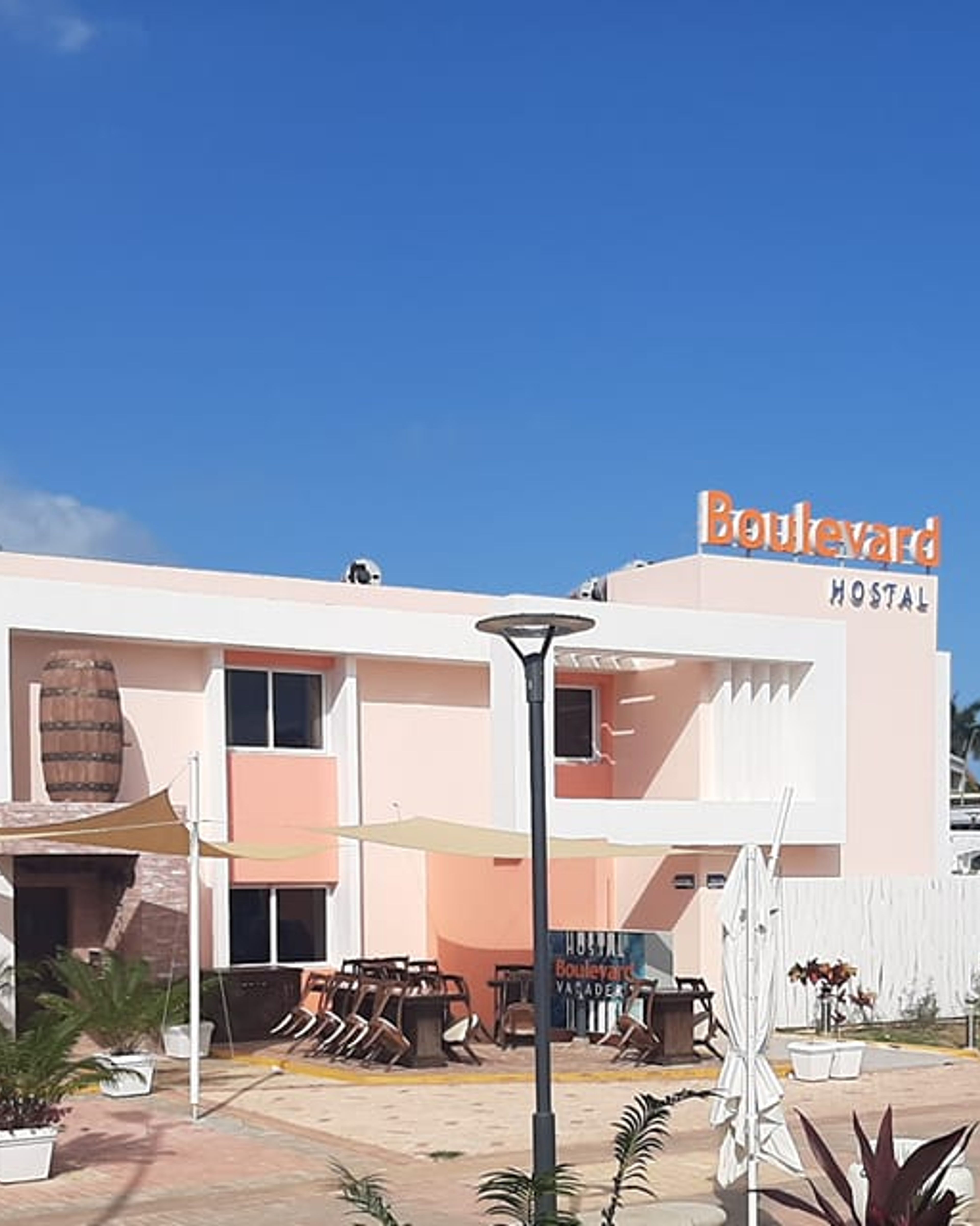Hostal ISLAZUL BOULEVARD VARADERO