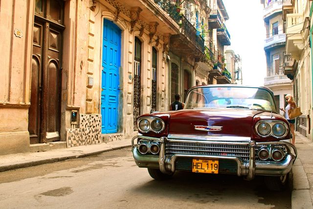 American classic cars in Havana old city
