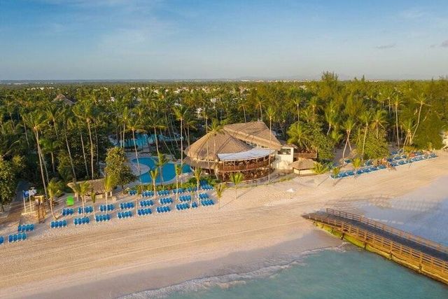 IMPRESSIVE PREMIUM PUNTA CANA RESORT & SPA - ALL INCLUSIVE Hotel (All Inclusive Package 8 days / 7 nights + Flights + Meals and Beverages + Transfers + Taxes)