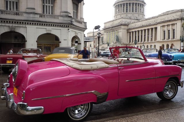 American classic cars in Havana old city