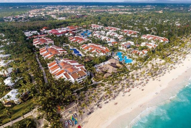 OCCIDENTAL PUNTA CANA Hotel (All Inclusive Package 8 days / 7 nights + Flights + Meals and Beverages + Transfers + Taxes)