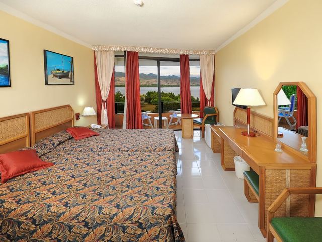 SUITE BLU Room