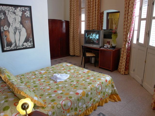 JUNIOR SUITE Room