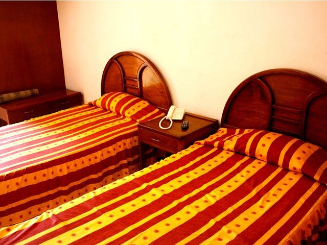 Bungalow Room