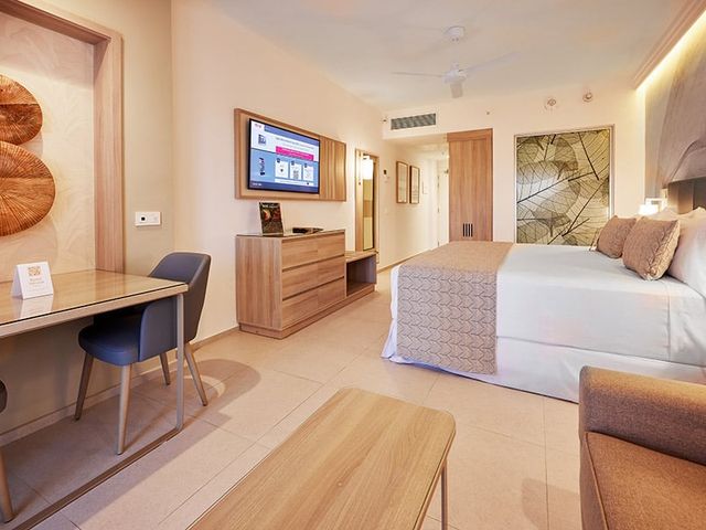 SUPERIOR JUNIOR SUITE Room