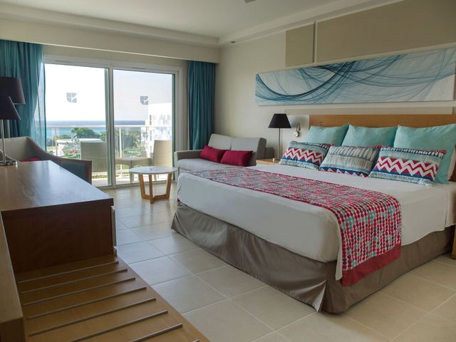STANDARD SEA VIEW Room