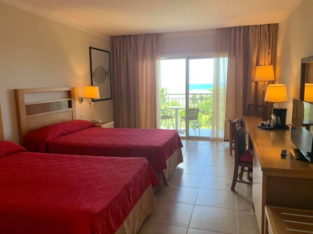 Habitación ESTÁNDAR VISTA AL MAR