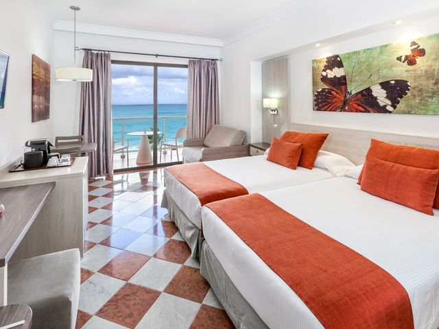Номер THE LEVEL SEA VIEW