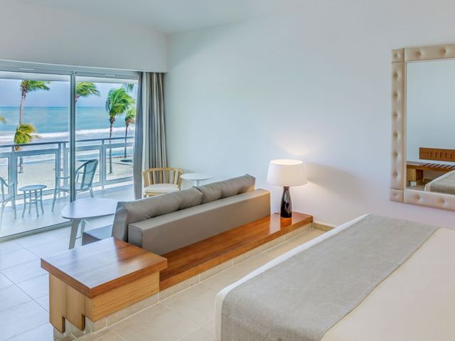 Номер FAMILY JUNIOR SUITE SEA VIEW