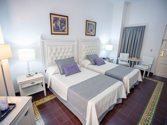 Chambre DOUBLE AVEC BALCON