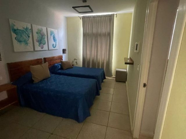 Maison à la plage (4 chambres avec salle de bain privée)