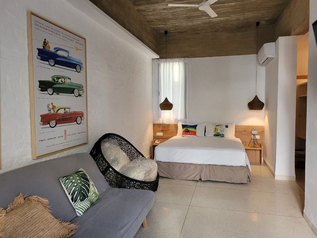 OLDSMOBILE JUNIOR SUITE Room