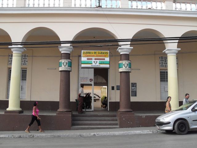 Vegueros Tobacco Factory panoramic view, Pinar del Río city