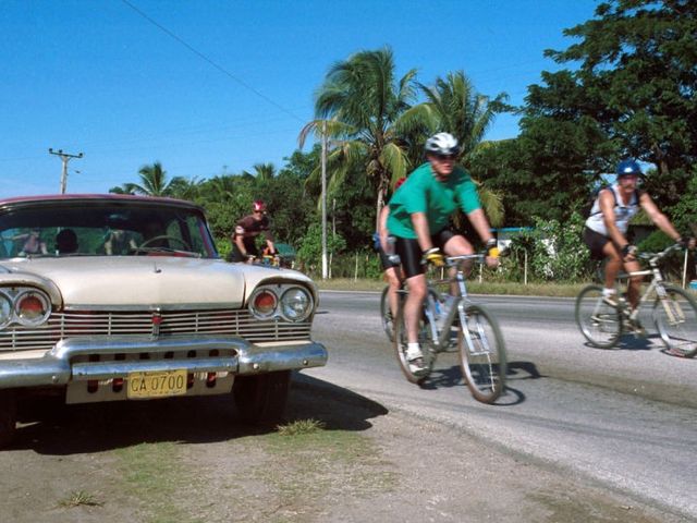 CUBA BY BIKE Cycling Tour (International market)