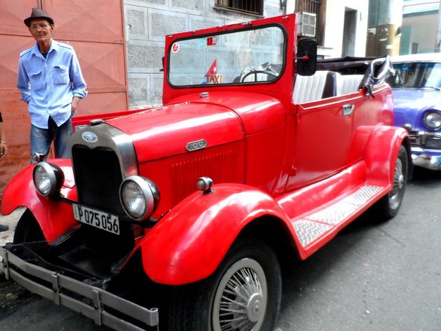American classic cars in Havana city
