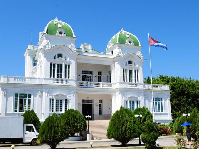 Nautical Club, Cienfuegos, JEEP OCCIDENTE LIGHT Group Tour