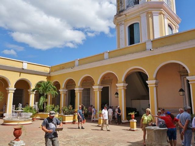 Cantero palace, Trinidad City, JEEP OCCIDENTE LIGHT Group Tour