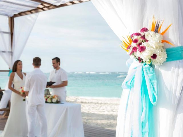 ROYALTON SPLASH PUNTA CANA Hotel