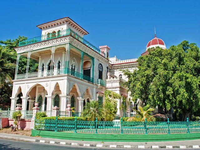 Palacio de Valle panoramic view at Cienfuegos city. WALKING TO THE CENTER Group Tour
