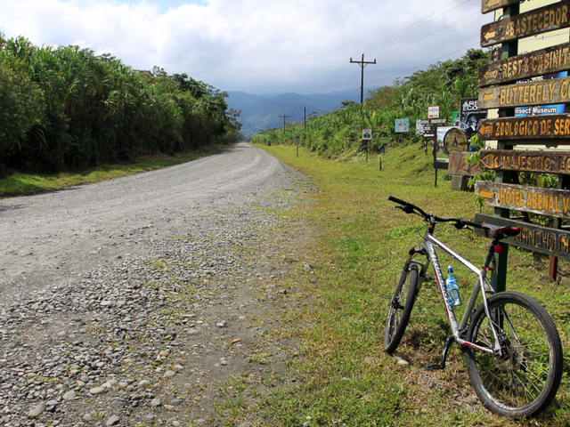 COSTA RICA CROSS OVER Cycling Tour