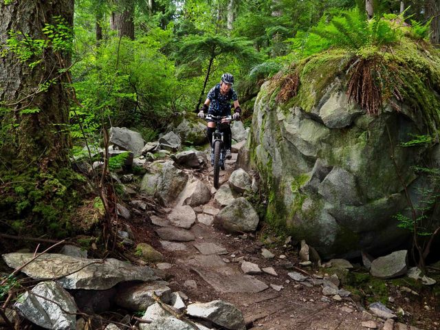 Cycling tour at Monteverde Cloud Forest Reserve, Costa Rica