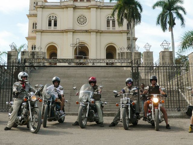 MOTORCYCLE TOUR FROM HAVANA TO SANTIAGO DE CUBA.