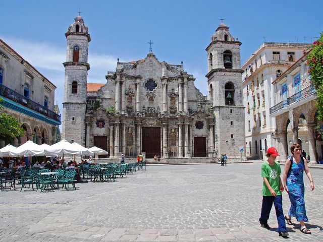The Cathedral of Havana panoramic view, Old Havana