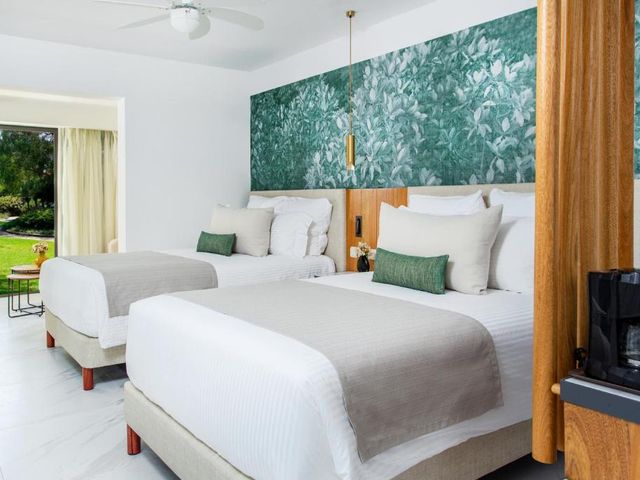DREAMS FLORA RESORT & SPA Hotel