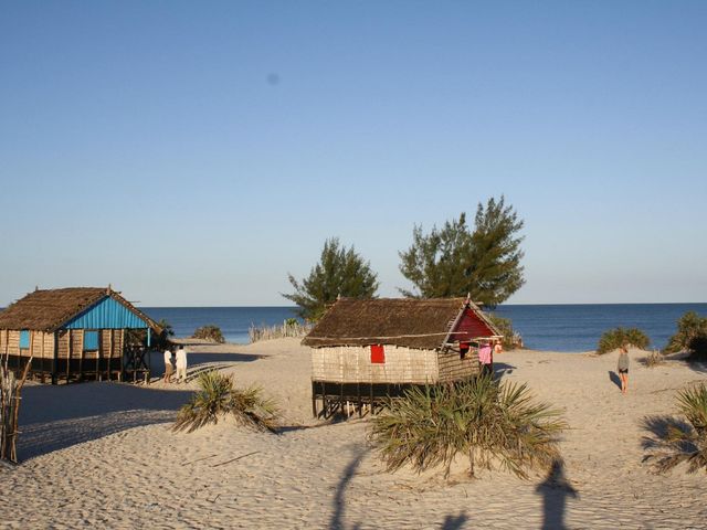MORONDAVA - ANTANANARIVO.