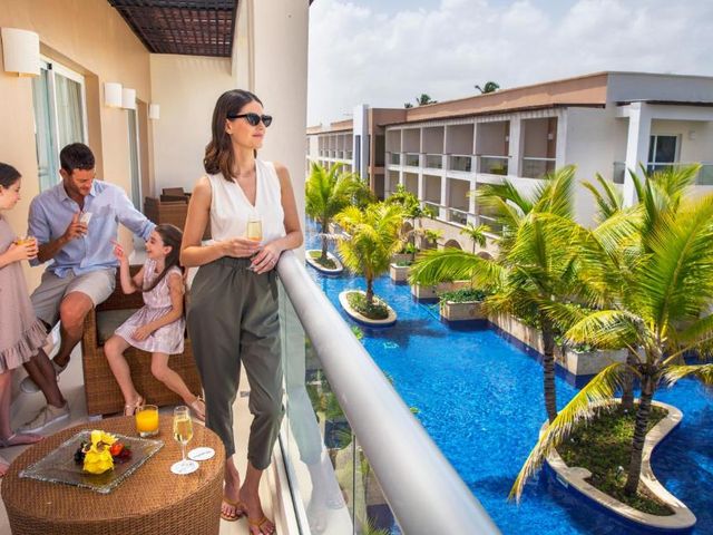 ROYALTON PUNTA CANA Hotel