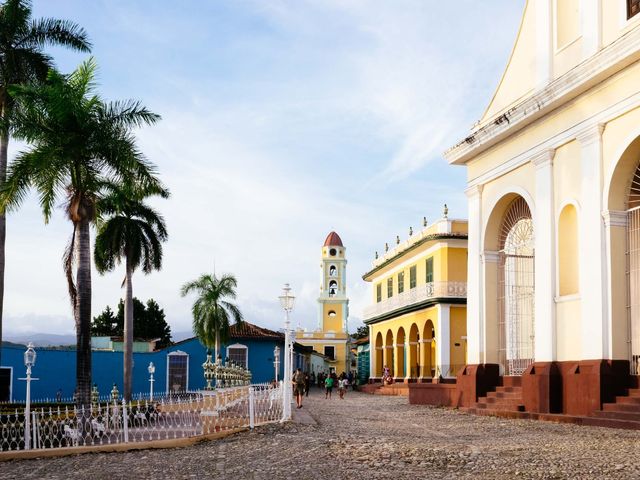 LA HAVANE - CIENFUEGOS - TRINIDAD - SANTA CLARA.