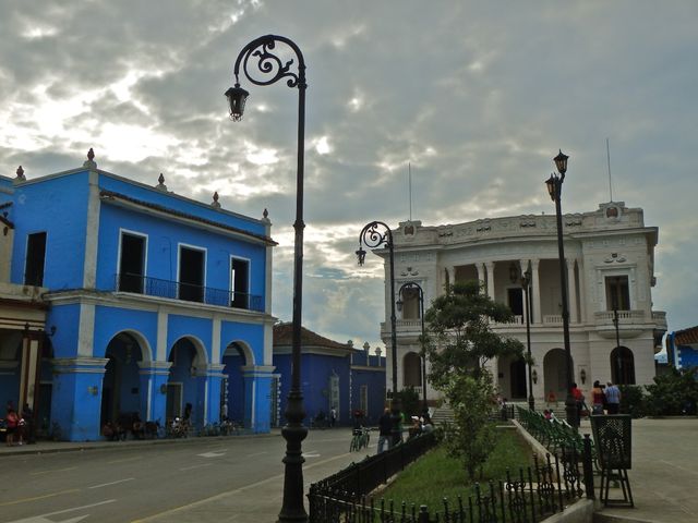 TRINIDAD - SANCTI SPÍRITUS - CIEGO DE ÁVILA - CAMAGÜEY.