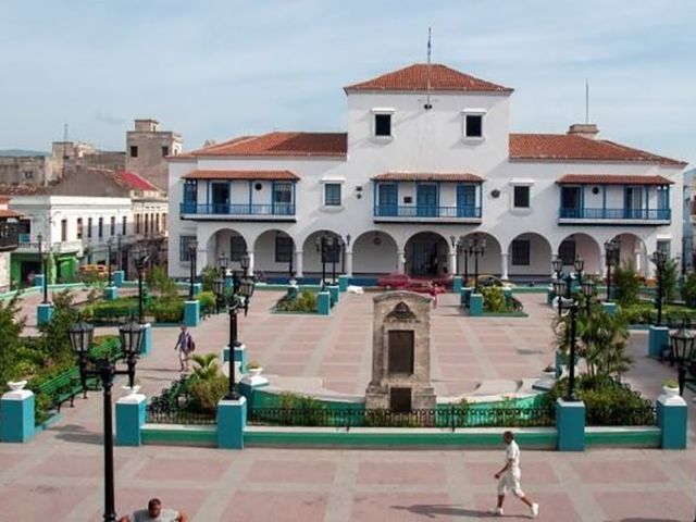 HAVANA - SANTIAGO DE CUBA.